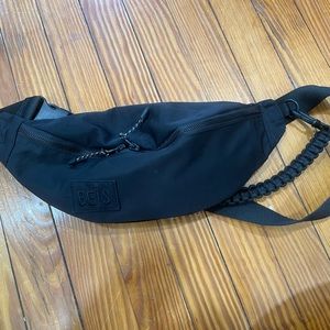 Beis the Sport Pack in Black